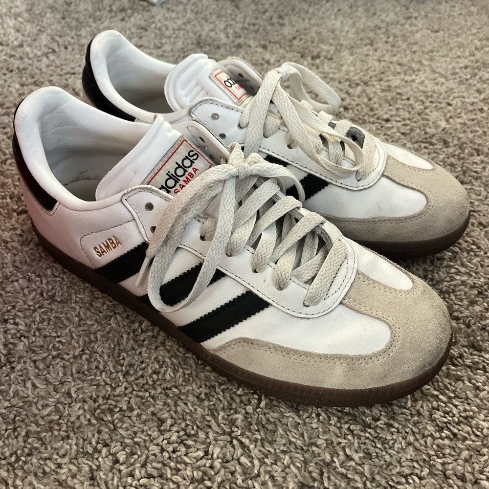 White adidas samba